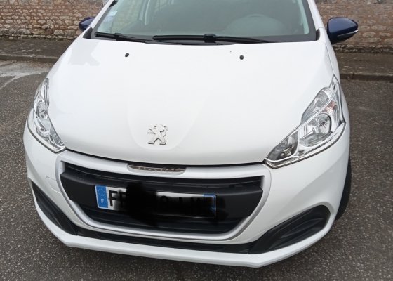 Peugeot Like 208 2019